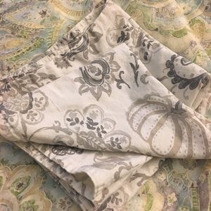 EUC set of 4 Cynthia Rowley fall cloth napkins